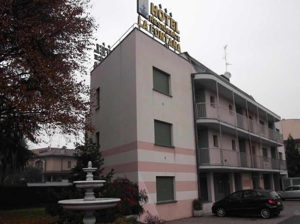 מריאנו קומנסה Hotel Residence La Fontana מראה חיצוני תמונה