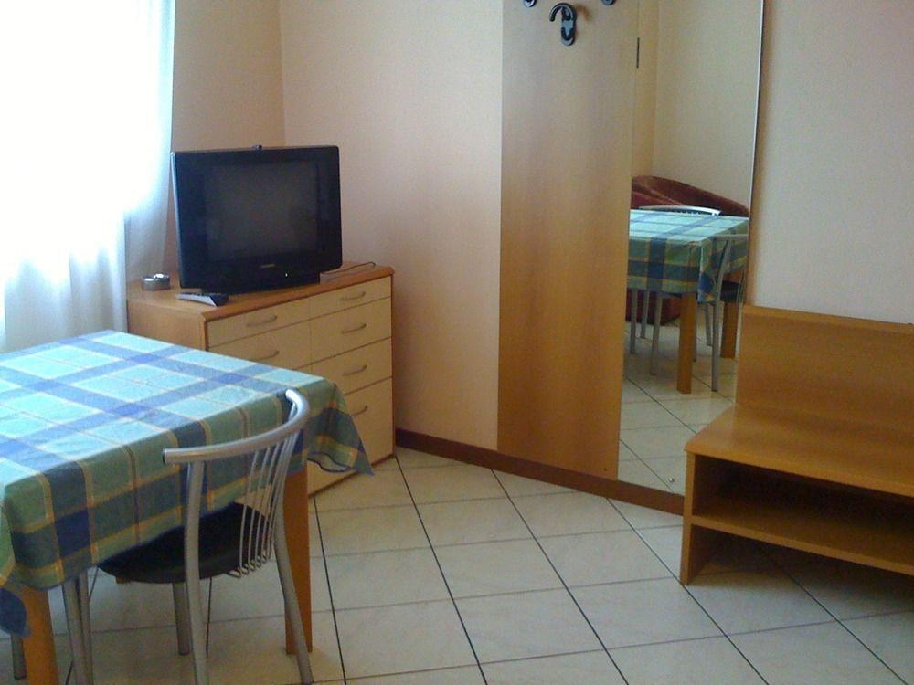 מריאנו קומנסה Hotel Residence La Fontana מראה חיצוני תמונה
