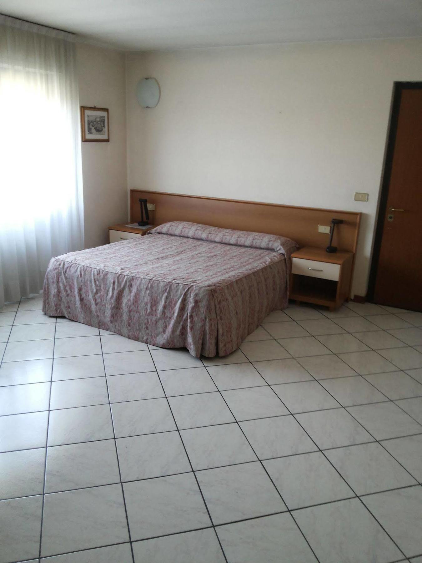 מריאנו קומנסה Hotel Residence La Fontana מראה חיצוני תמונה